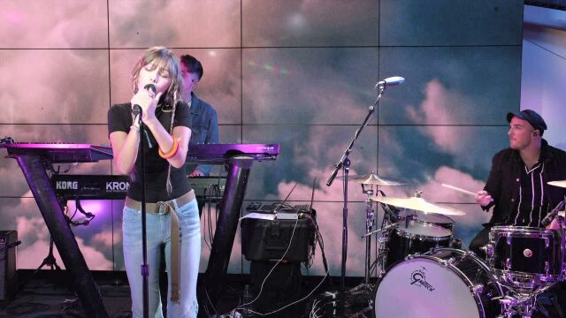 Grace VanderWaal  Vienna (Live Performance)