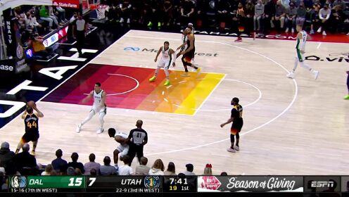 《NBA全场集锦》博格达诺维奇点飞鲍威尔 直驱篮下打板上篮