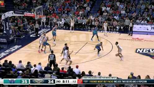 《NBA全场集锦》没别的就是能飞 特雷墨菲连续起跳补扣得手