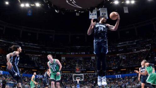 《NBA全场集锦》【球星】温德尔-卡特vs凯尔特人集锦 拿下21+11连续欺负霍福德老无力