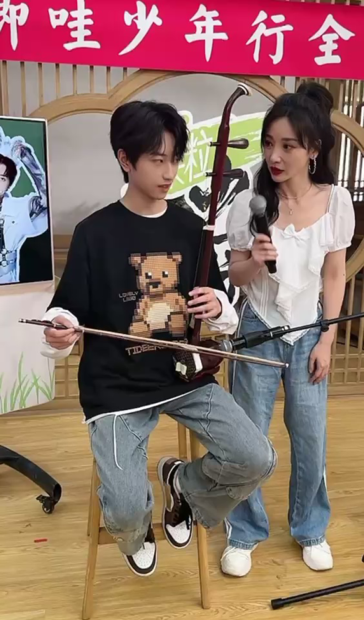 二胡少年文舒民的二胡会说话?!_综艺_高清完整版视频在线观看_腾讯视频