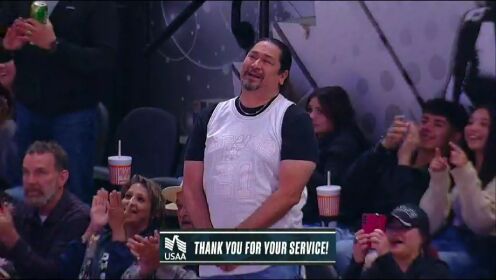 《圣安东尼奥马刺》 NBA常规赛：热火vs马刺第3节英文原声回放