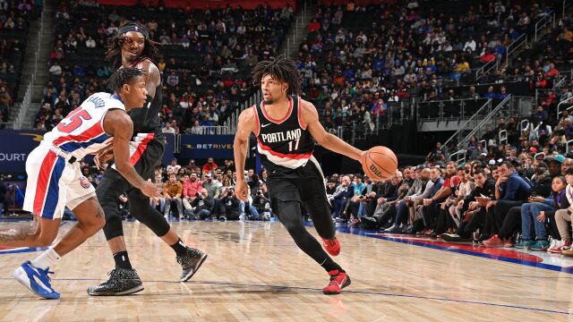 开拓者110-101活塞 坎宁安空砍30+5开拓者后来居上反败为胜