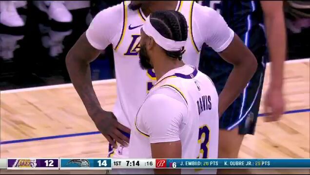 湖人vs魔术第1节中文解说回放