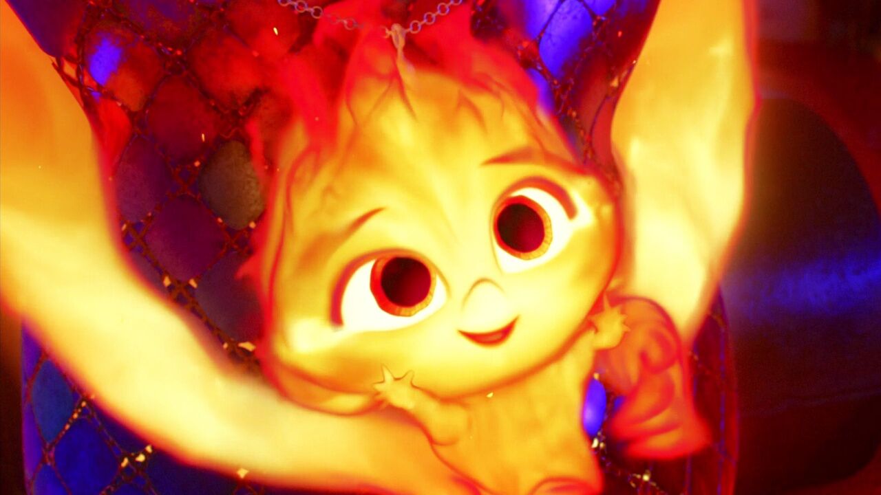 火娃炉小焰出生!软萌可爱就是有点烫手