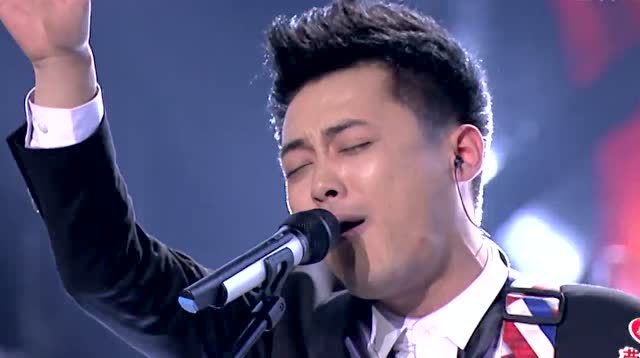 独唱小志刘博宽帅哥嘶吼导师坐立不安