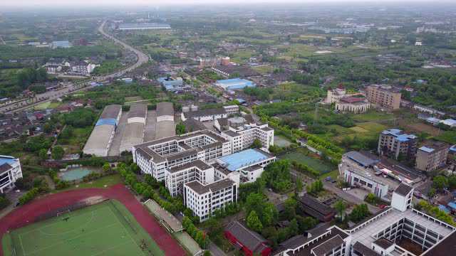 绵竹市南轩中学