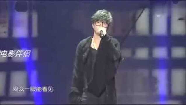 薛之谦《演员》现场版，歌词写的很深情_腾讯视频