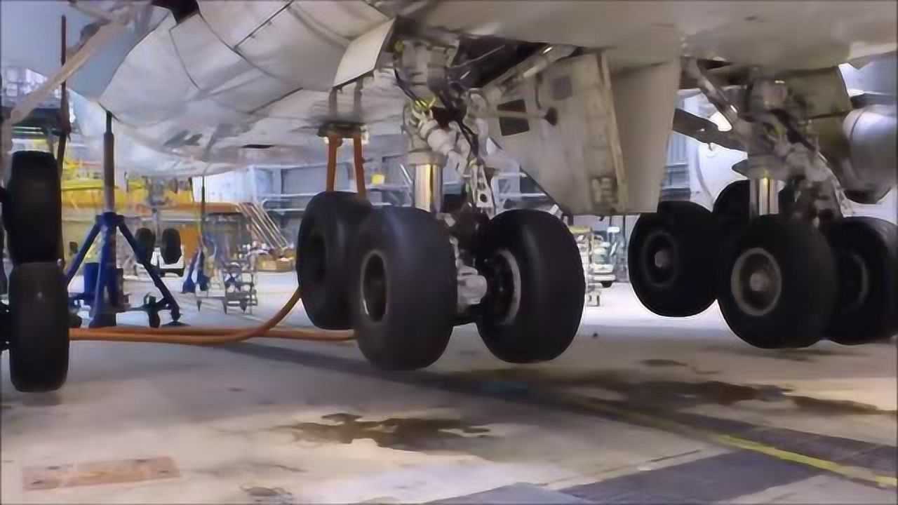 波音747起落架收放测试有多少个轮子呢