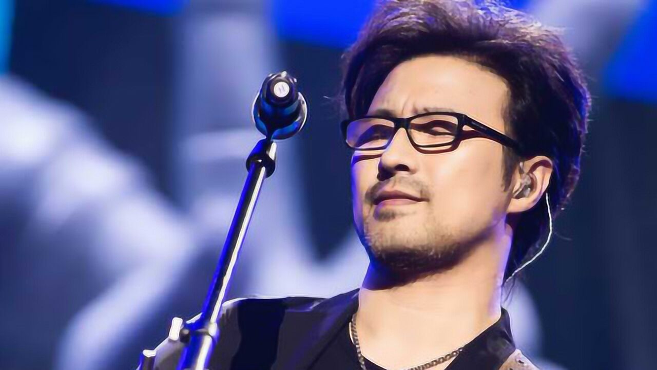 娱乐快报8.10_汪峰演唱会现场再次破音机智应对变成大合唱_高清1080P在线观看平台_腾讯视频