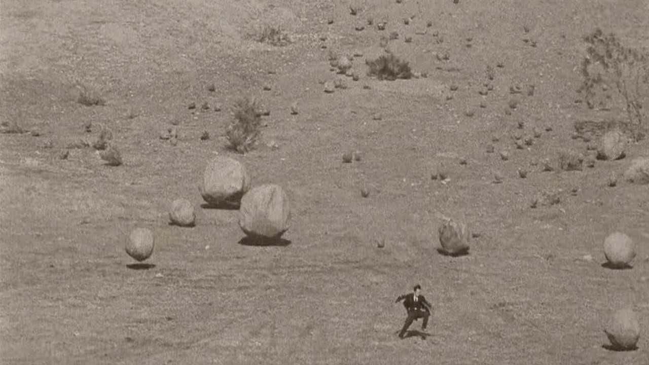 山上无数大石头滚下来,他竟能全部闪开_高清1080P在线观看平台_腾讯视频