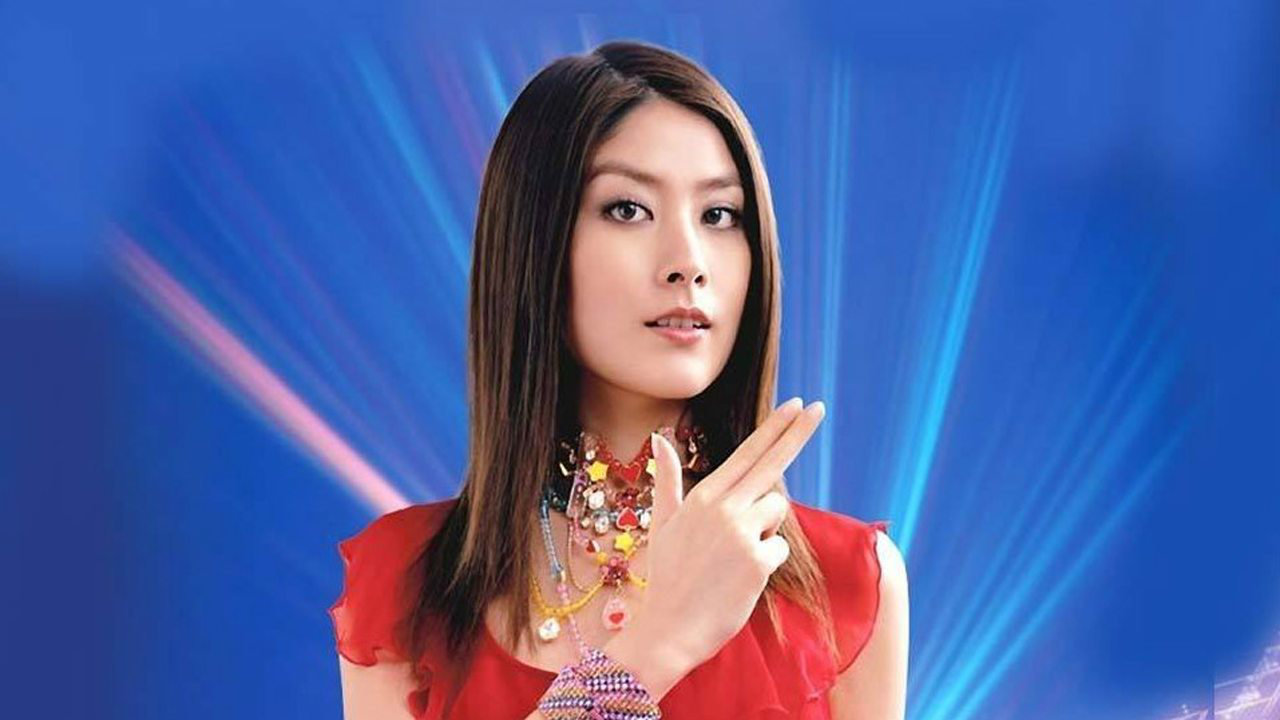 陈慧琳《记事本》。第一次买随身听听到的第一首歌满满都是回忆