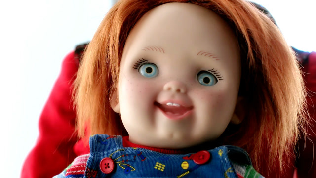 史上最无耻混蛋玩具娃娃「吃土吃上瘾了」6分钟讲电影鬼娃回魂7