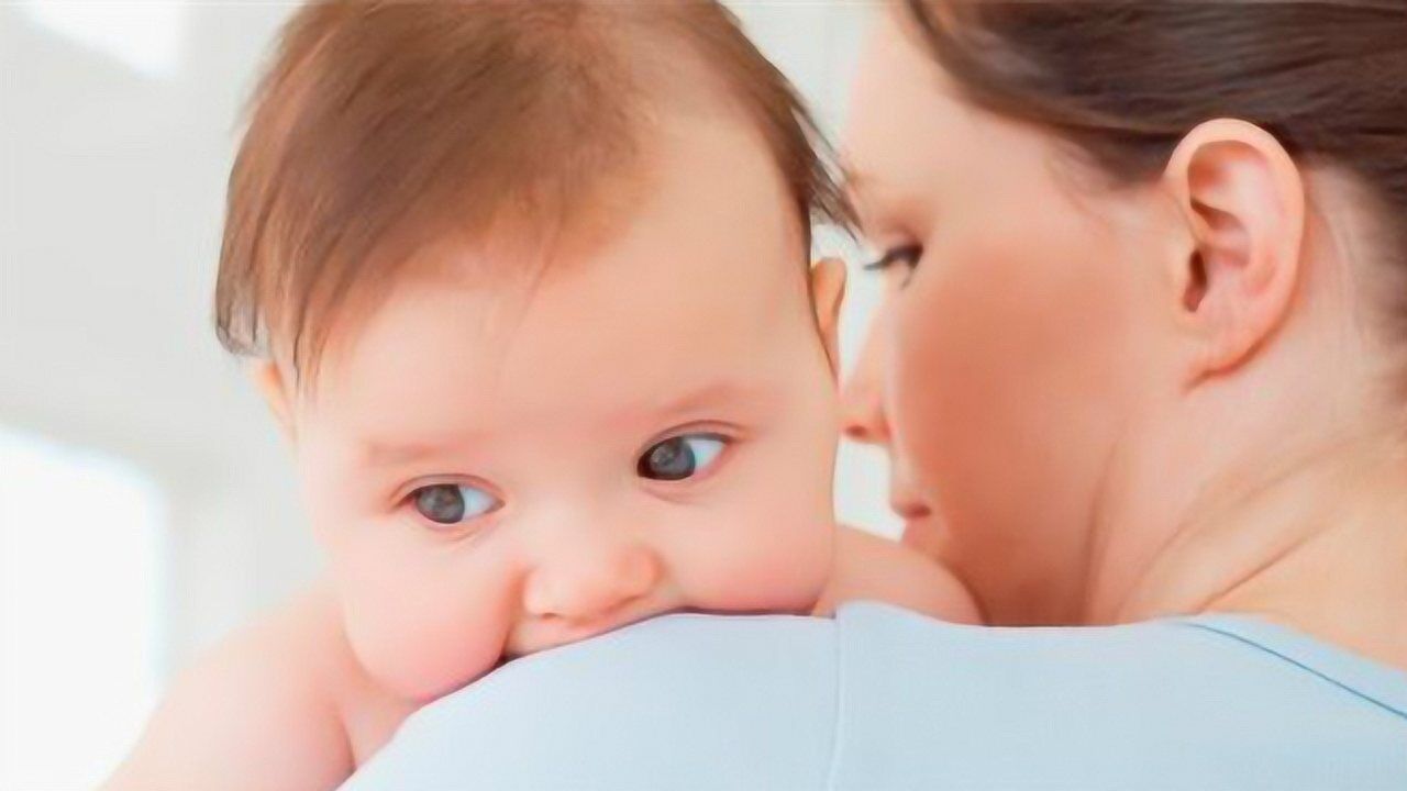 宝妈必读：这才是母乳喂养的正确方式，你做对了吗？_高清