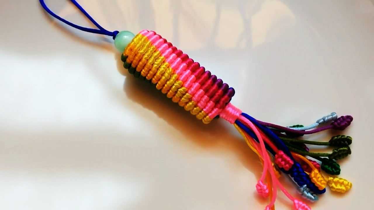 创意手工diy教你编织藏式五彩转经筒挂件的方法