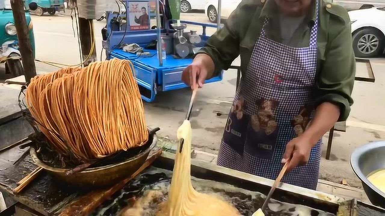 实拍美食安徽凤阳农村大集祖传秘制哑巴馓子_腾讯视频