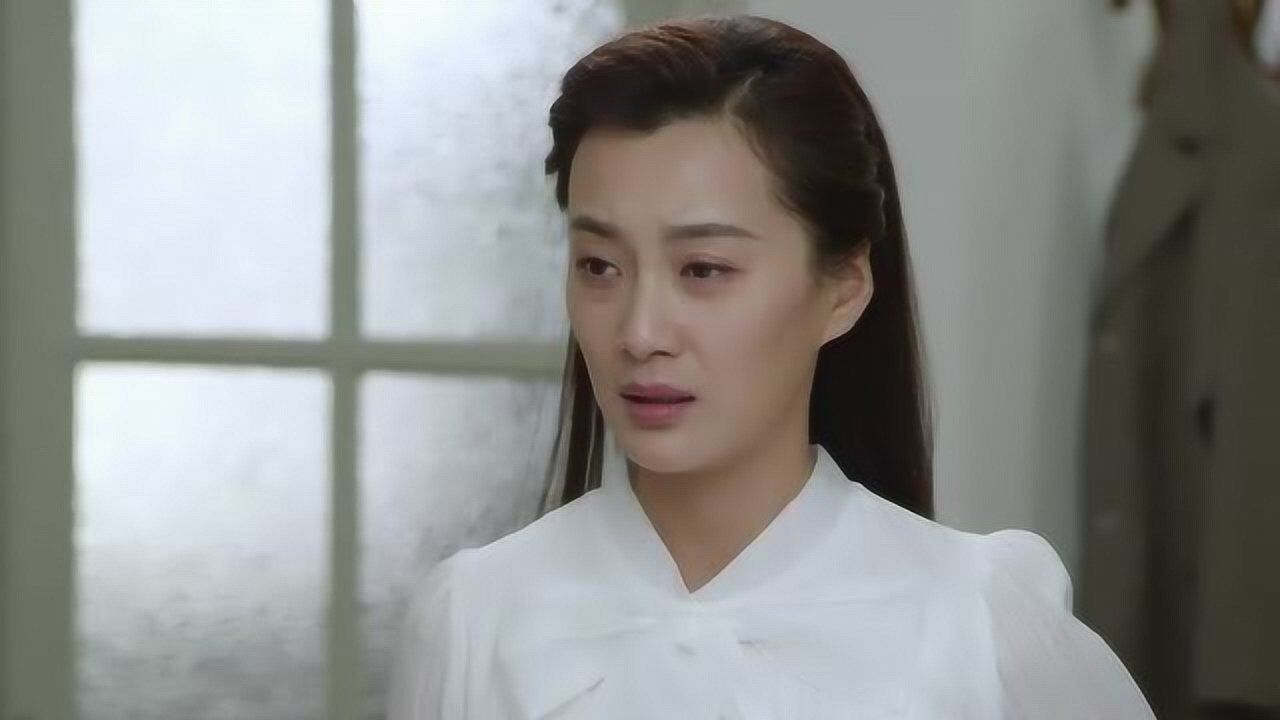 平凡岁月:张朵朵下班后回家,看见李大宝正在屋里屋外