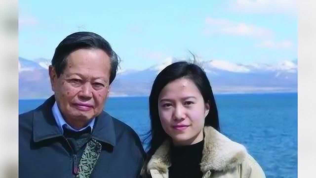 杨振宁翁帆出书首度公开婚姻生活原来杨先生也是宠妻狂魔