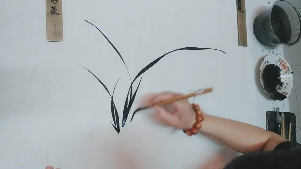 绘画艺术，一分钟教你画兰花，国画兰花_腾讯视频