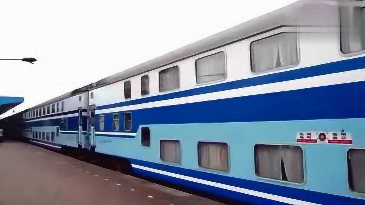 皖赣线上的蓝色双层火车!k8523次芜湖站发车
