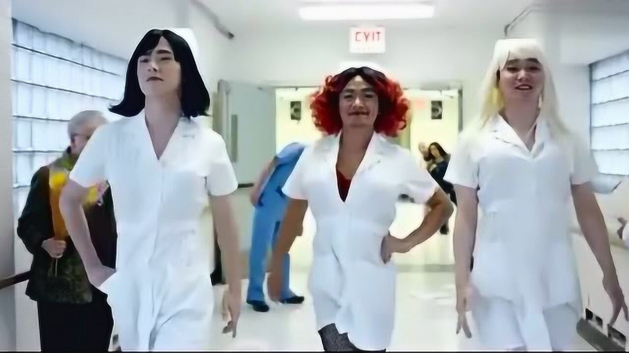 唐人街探案2王宝强刘昊然肖央三个人的女装最养眼