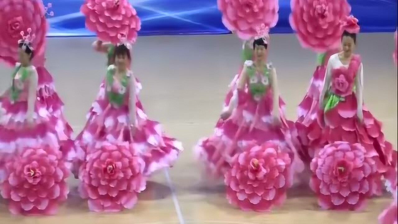 这种大型比赛开场舞不多见了《盛世花开》古典伞舞_腾讯视频