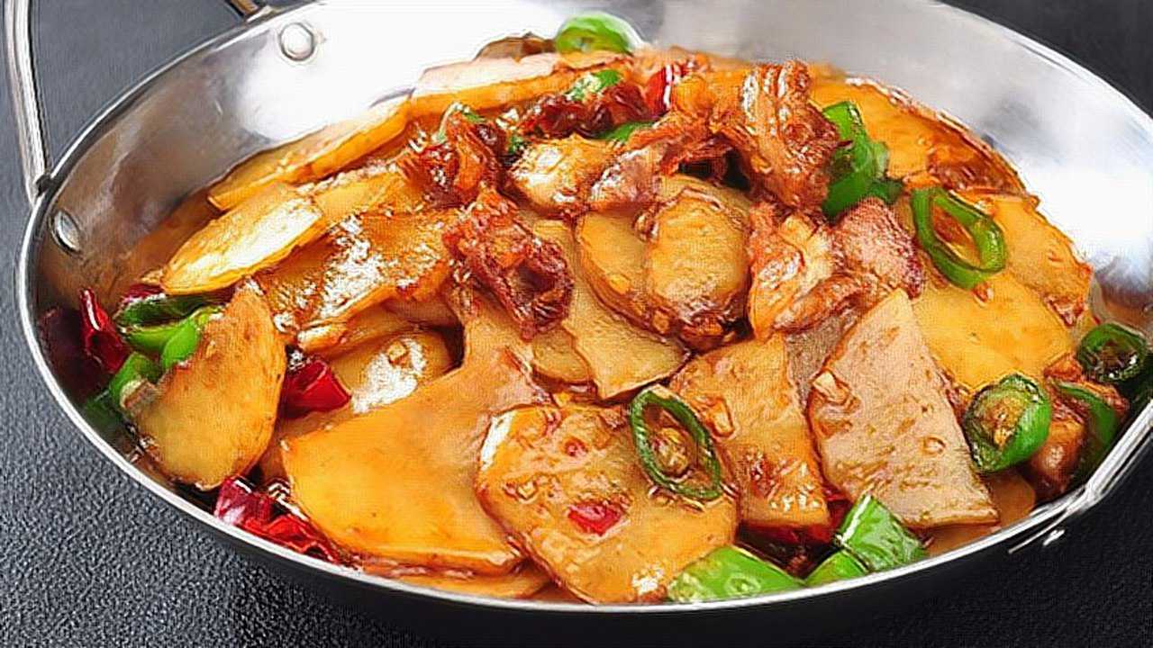 家常菜干锅土豆片的做法,五星级大厨教你,香辣又下饭!_腾讯视频