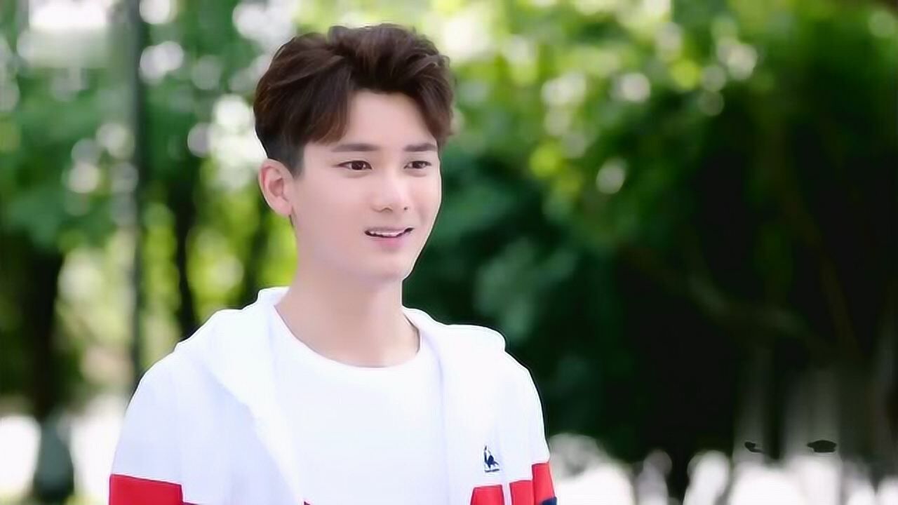 浪花一朵朵云朵不管不顾只希望下一任采访对象是唐一白