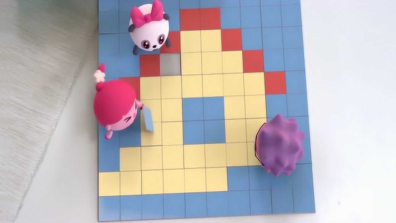 瑞奇宝宝诺诺和妞妞一起拼好了拼图好厉害