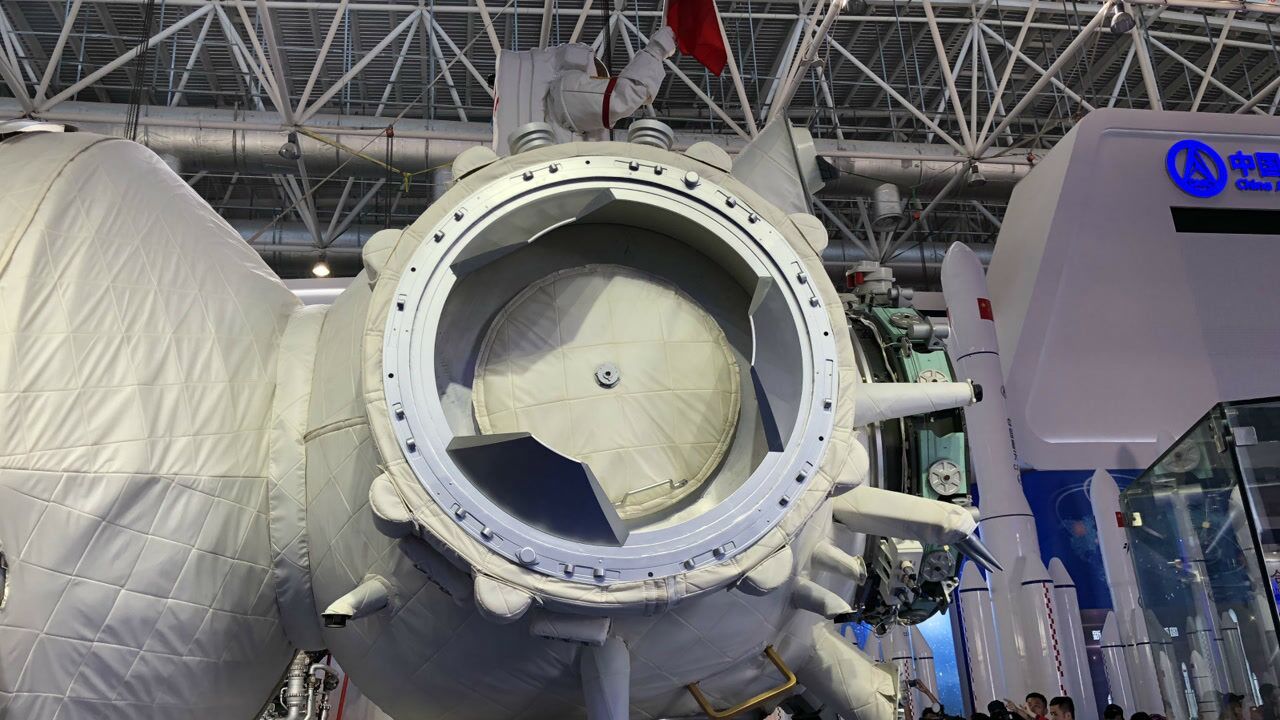 中国空间站核心舱上的节点舱是干什么的?_腾讯视频