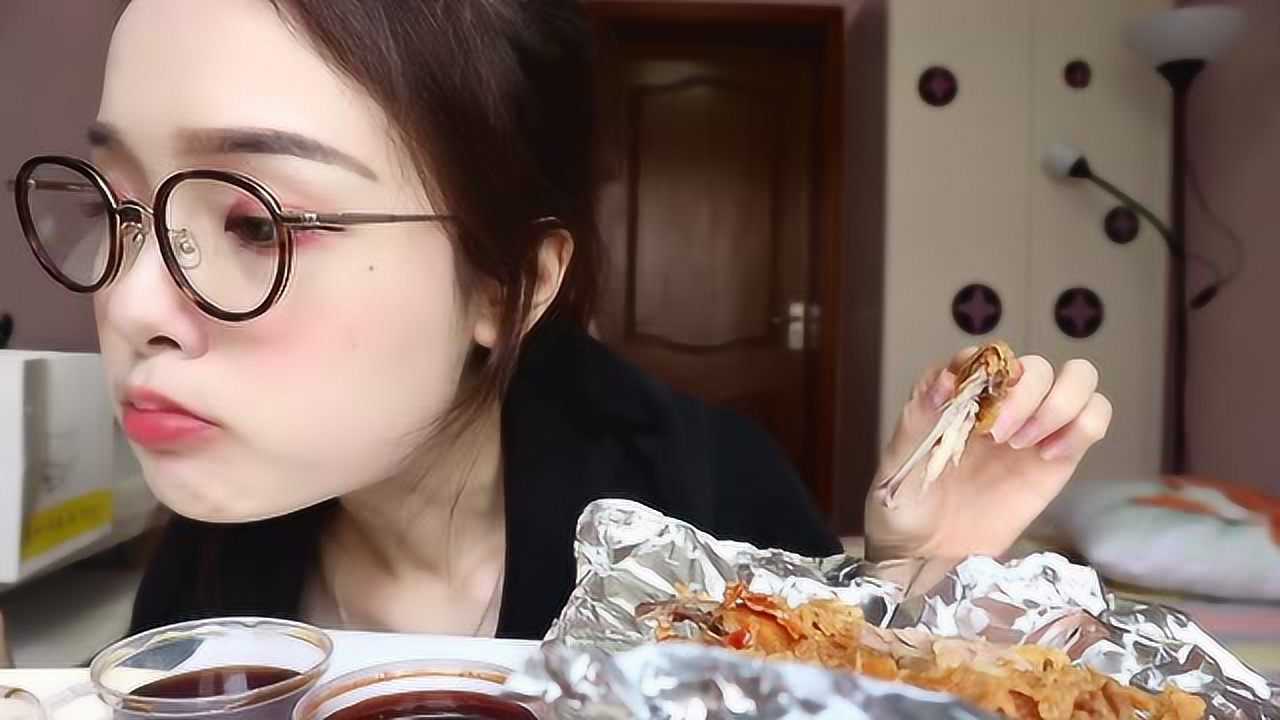 哎哟阿尤上海吃播炸鸡,专业第一吃鸡女选手!