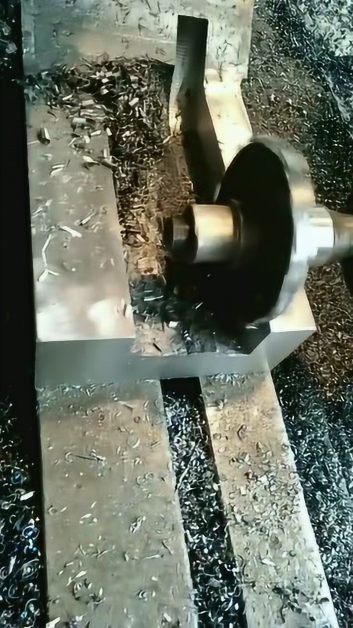 公司10万的全自动打磨设备,完全取代人工操作,科技改变生活!_高清1080P在线观看平台_腾讯视频