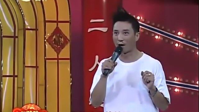 二人转演员闫森演唱《求佛》,听着听着就哭了,太多回忆