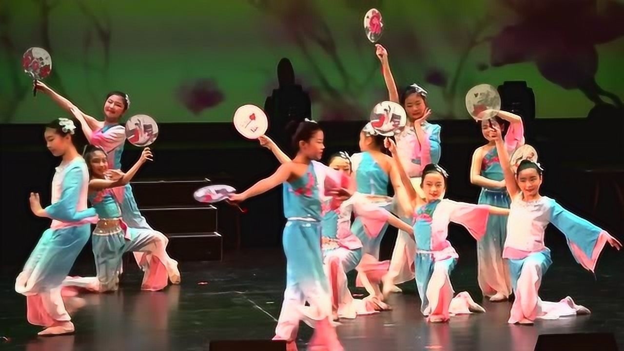 儿童舞蹈《雨中花》舞蹈视频 民族古典舞蹈