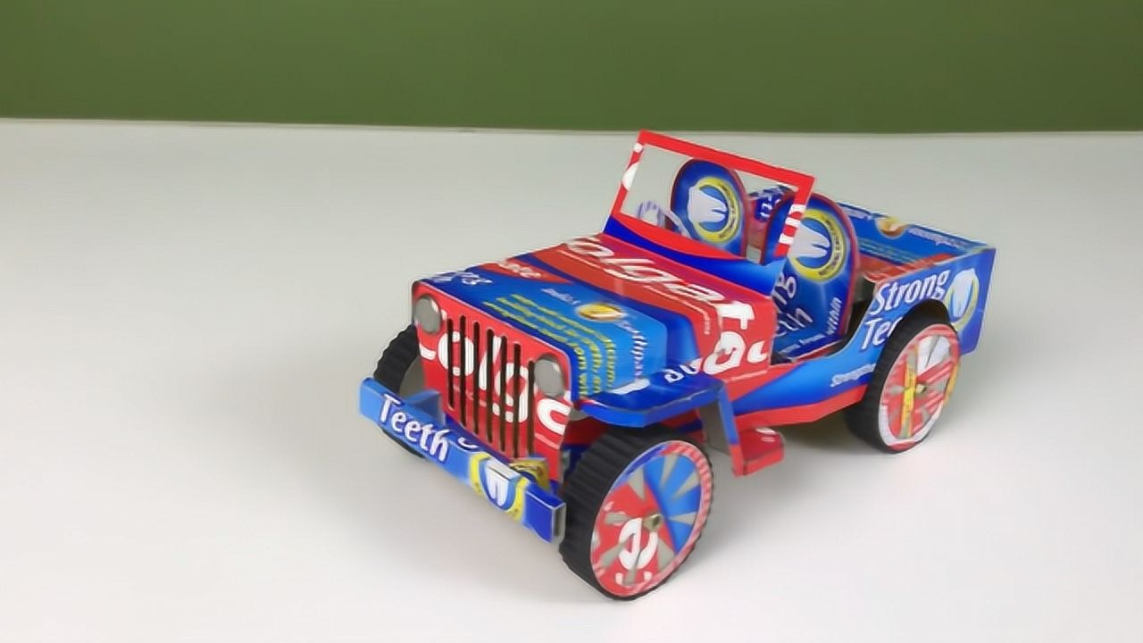 7分钟,带你学习如何用牙膏盒制作一辆玩具吉普车!