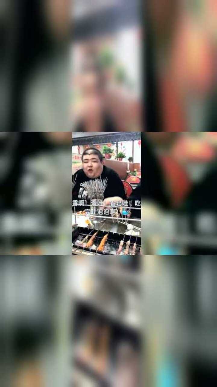 大胃王红雨老师刚开业自助餐就遇到三个大胃王我替老板担忧啊