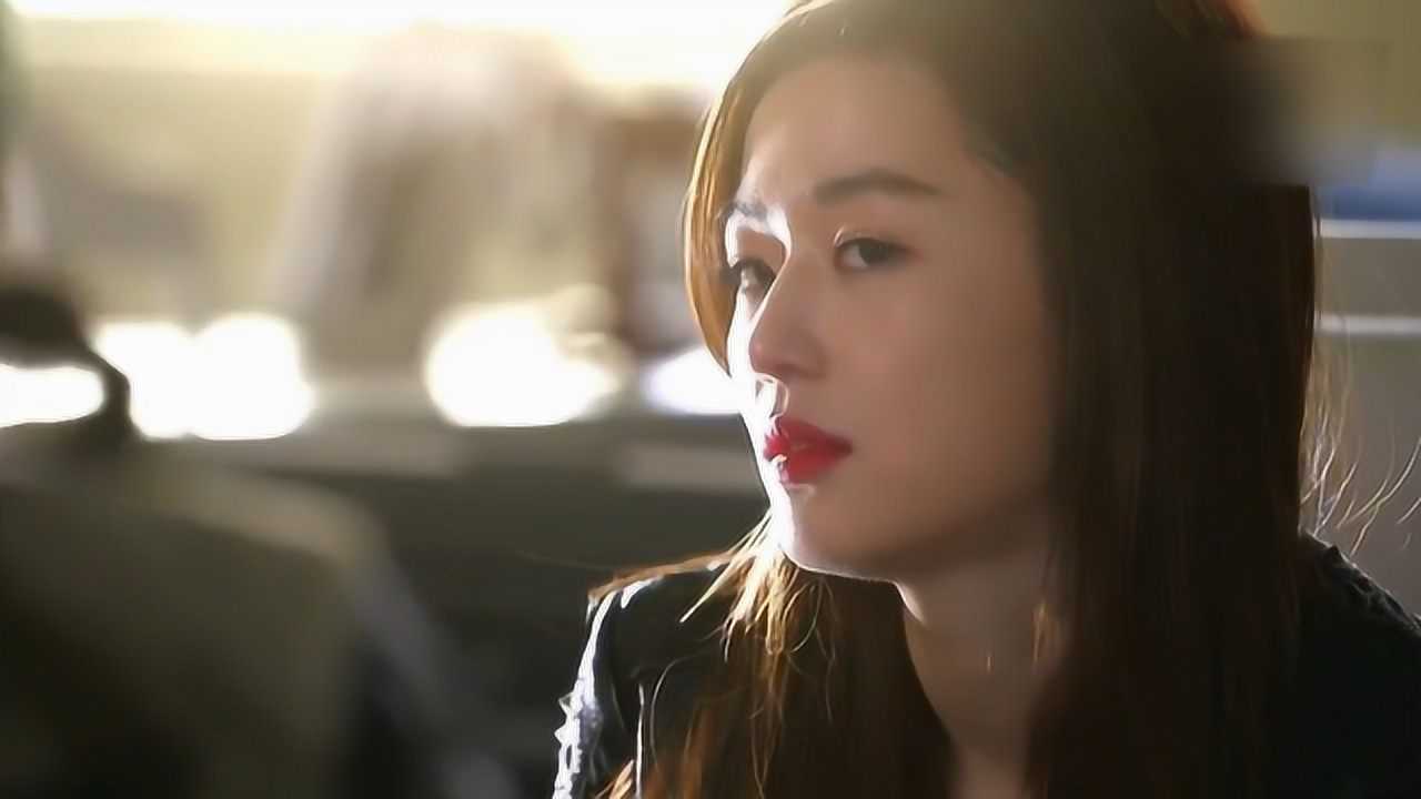 《星你》千颂伊:不屑和嘲笑全展现在脸上了!