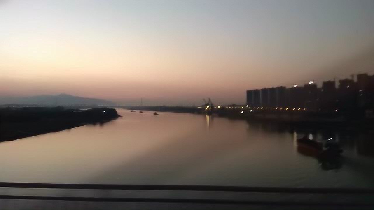 广东肇庆金马大桥,年少来最吸引我的地方就是这座金马大桥