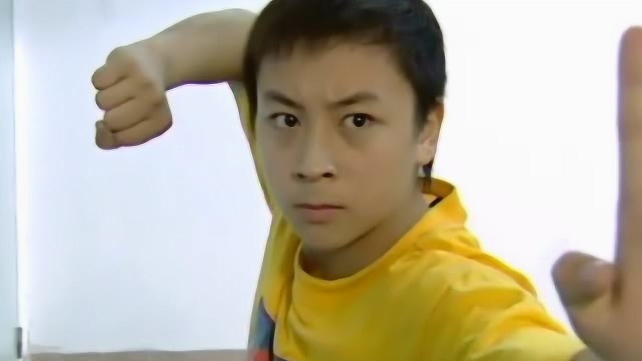 释小龙经典影视《黑侠vs赌圣》,看着浑身热血,还想吃一口罐头_电影