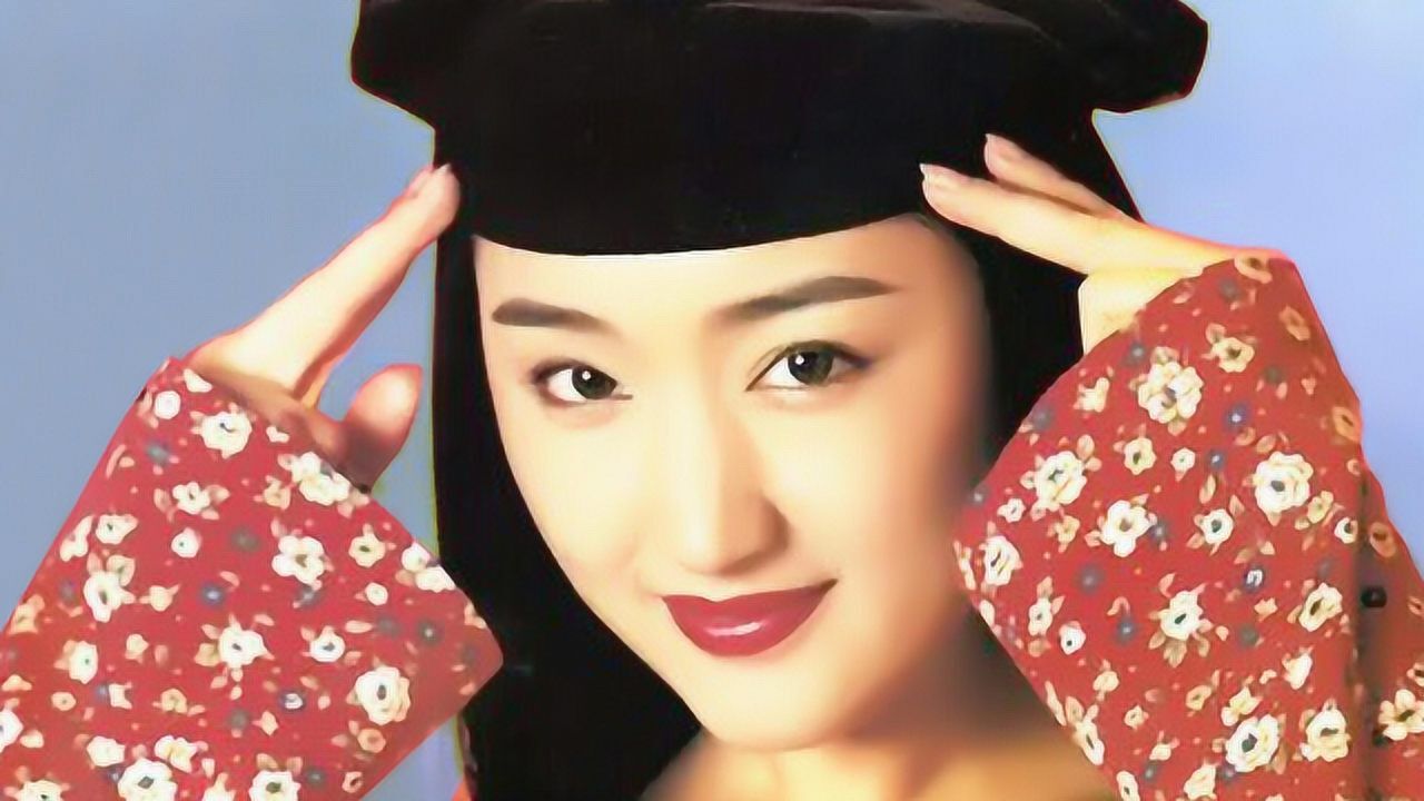 杨钰莹当年究竟有多甜这首等你一万年告诉你啥叫清纯美少女