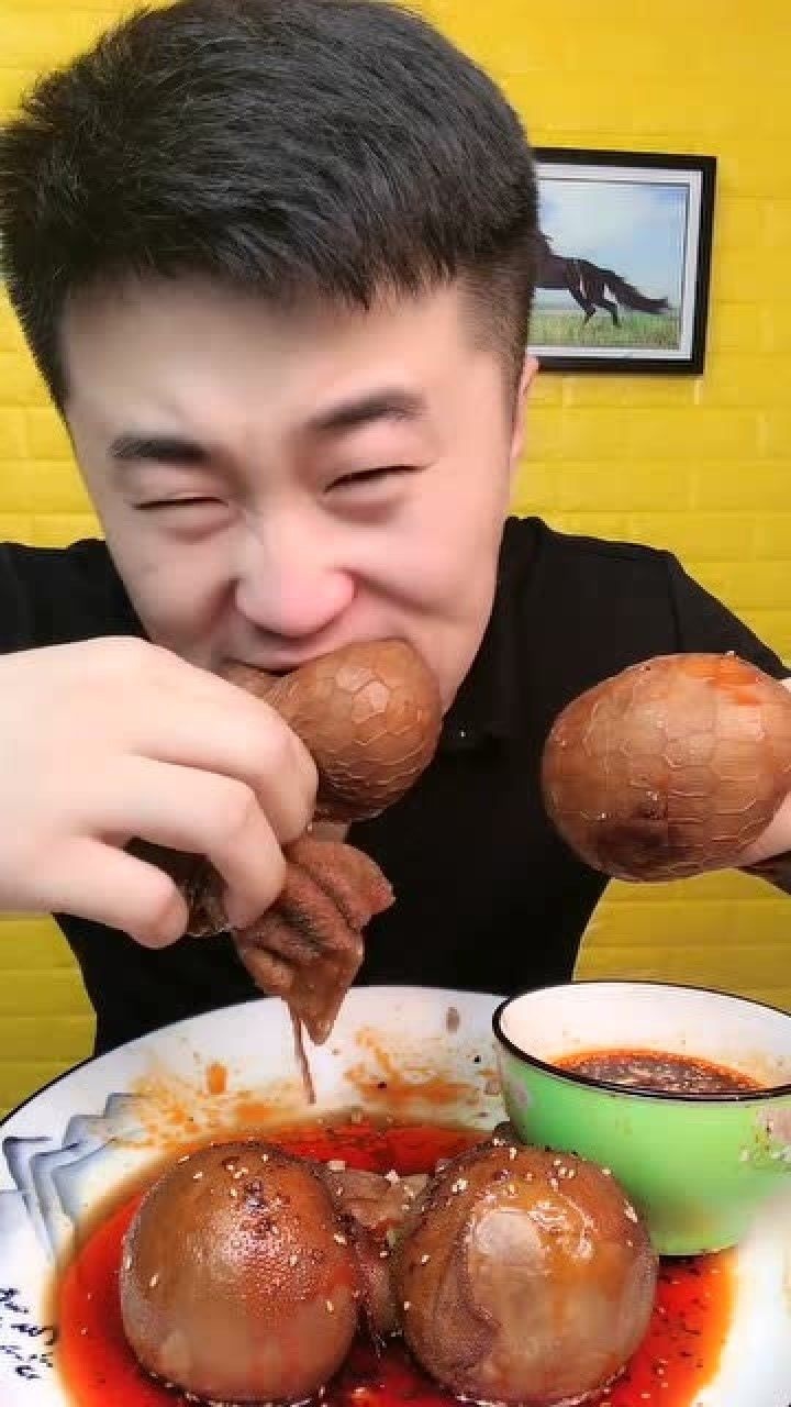 美食吃播:爆头羊脑天知道有多好吃