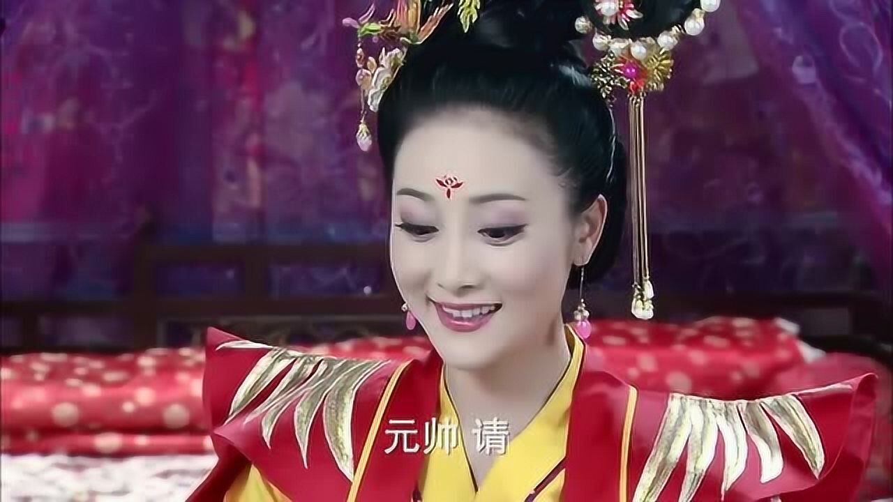 隋唐英雄之薛刚反唐:韦妃美酒设私宴,暧昧相拥诱薛钢