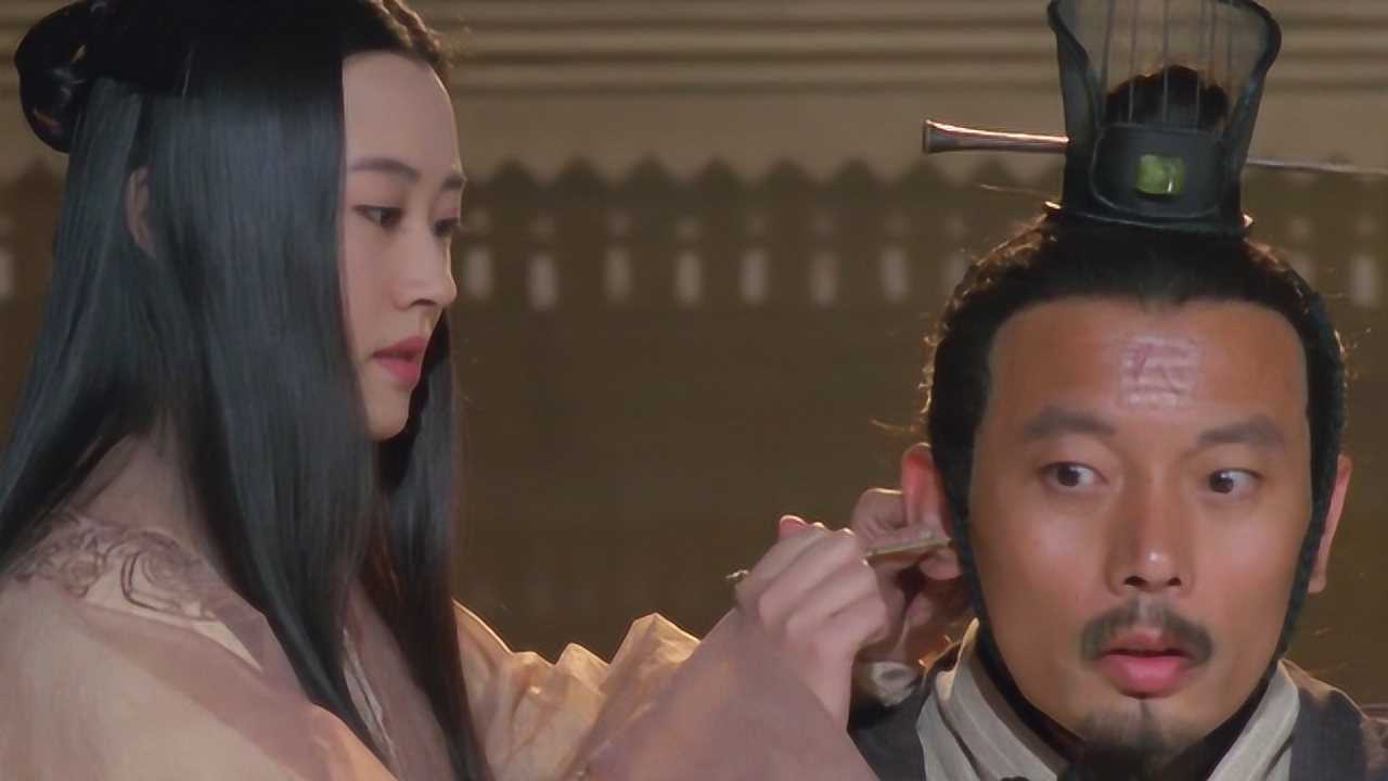 栎阳公主来请高渐离想让他在栎阳与王贲的新婚之夜操琴助兴