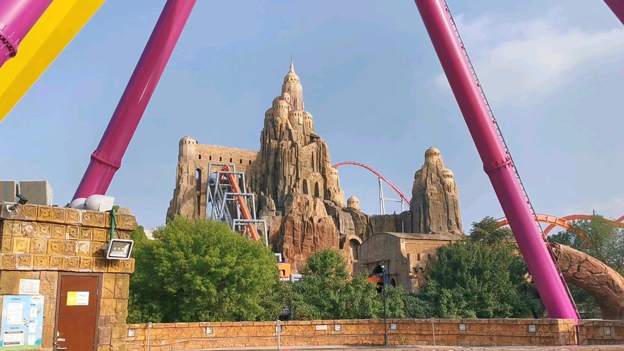 欢乐谷太阳神车