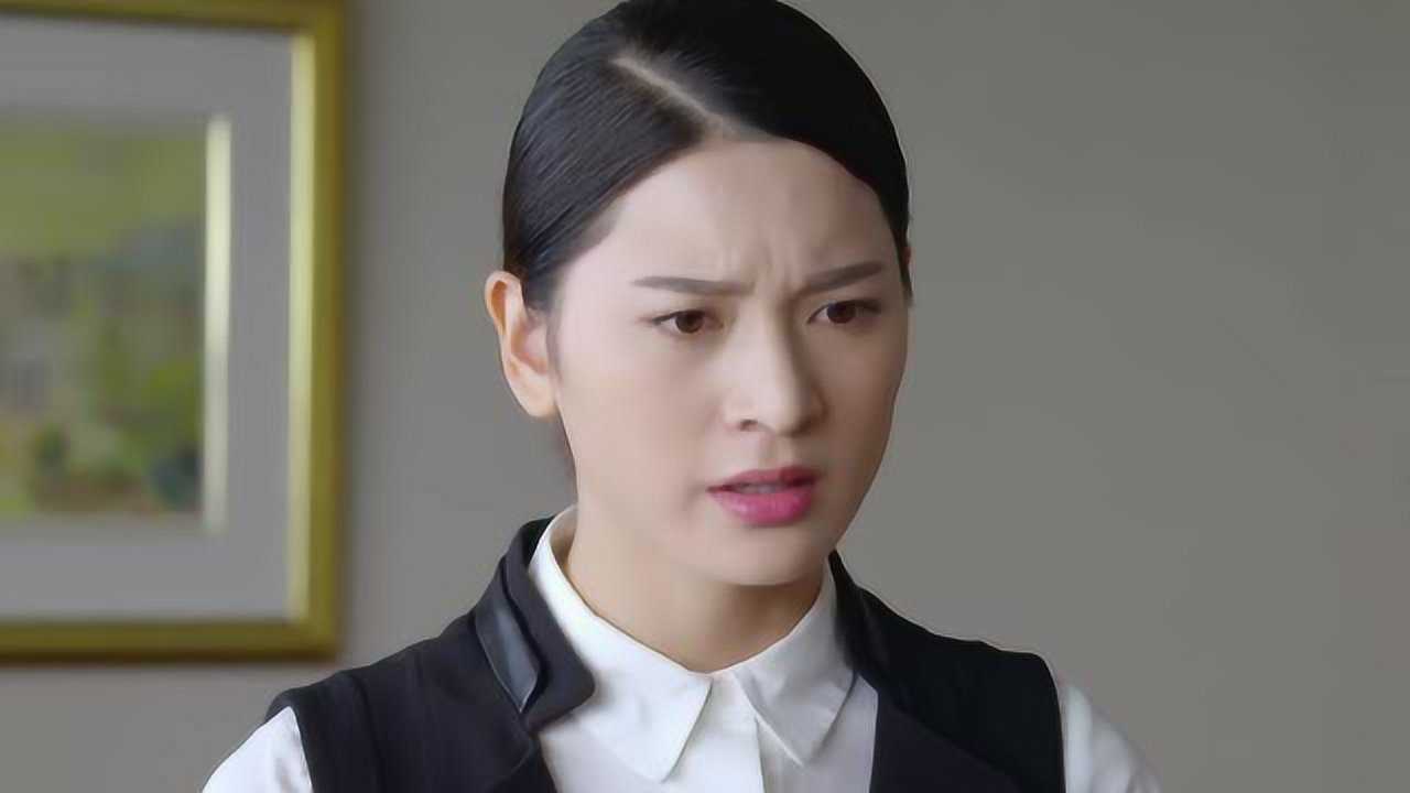 叶依姗回到公司时,秦明妍怒气冲冲地过来找她