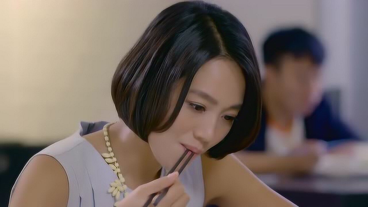 待嫁老爸:情敌之间好和谐啊,艾莉大美女胸襟宽广