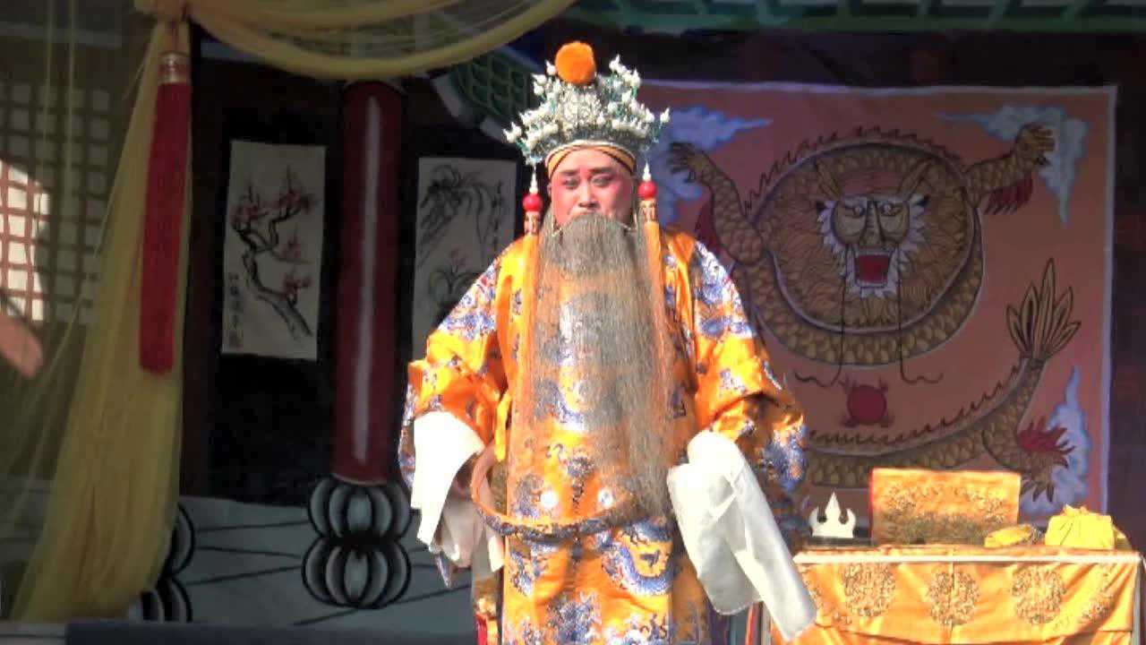 《三哭殿》李世民登龙位万民称颂