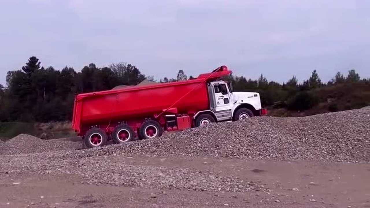 5轴重型自卸卡车