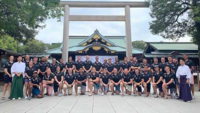 一队人马赴靖国神社拜鬼,身份特殊令人无语,照片刚流出就被删