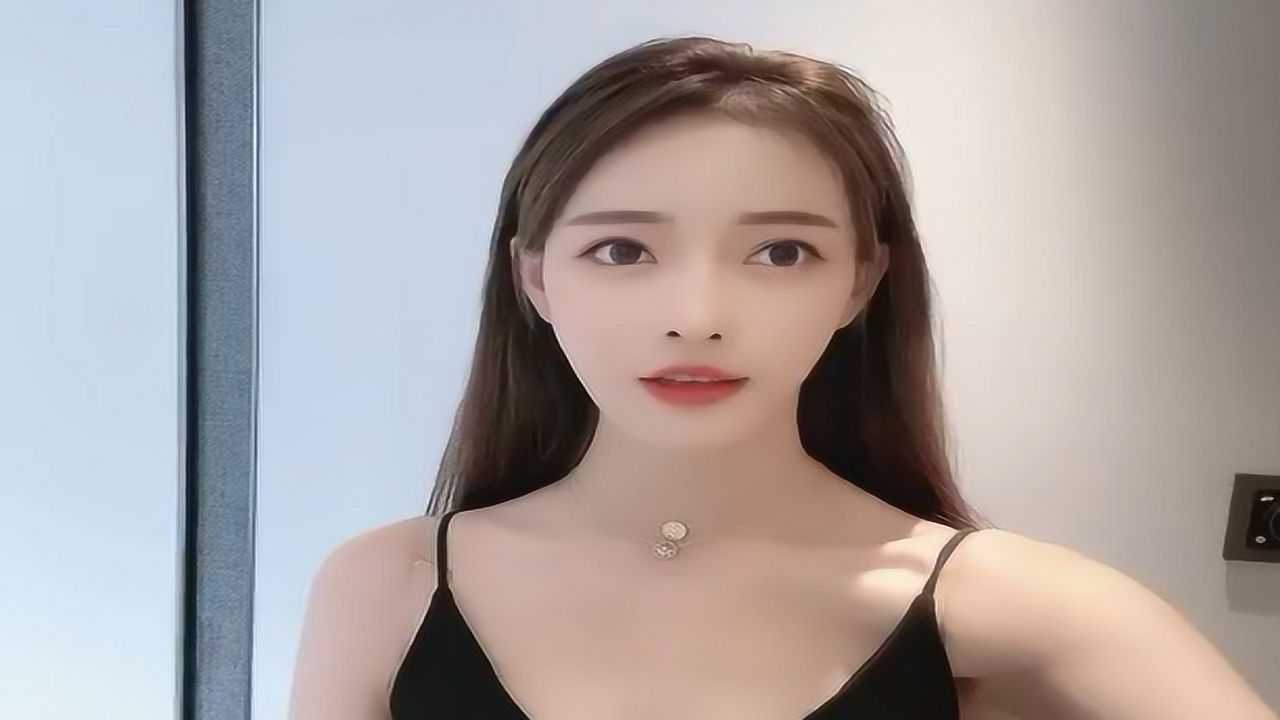 芮甜甜正式回归yy直播